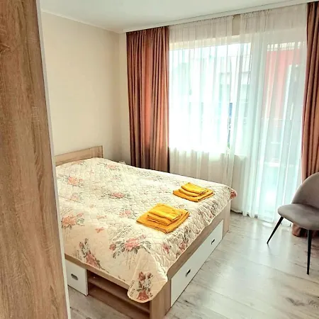 Apartment Breeze Retreate With Balcony & Parking Lot Varna